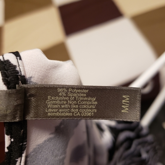 Black/White Denver Hayes blouse w/ruffles - Picture 4 of 5